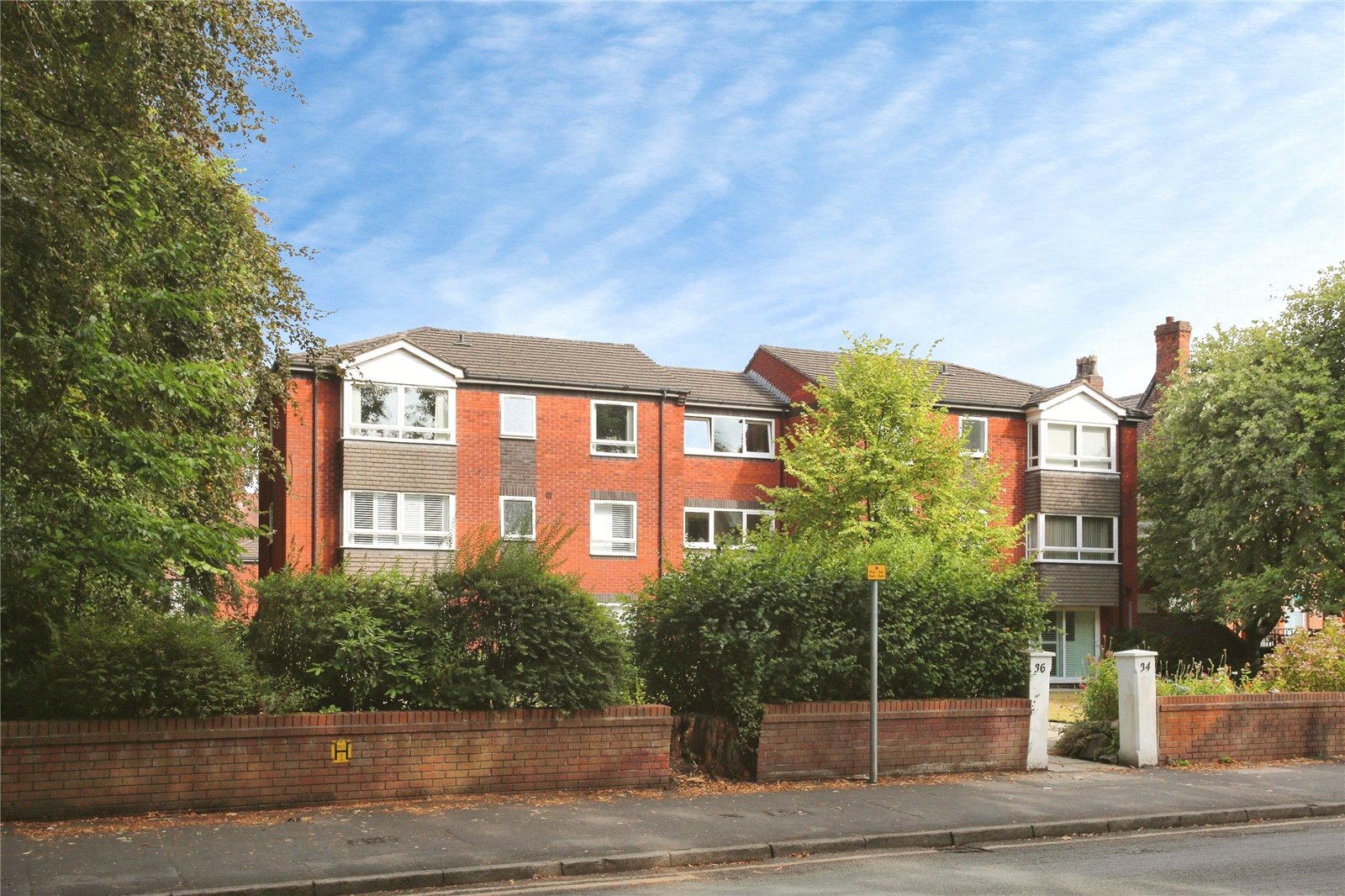 Heaton Moor Road, Heaton Moor, SK4
