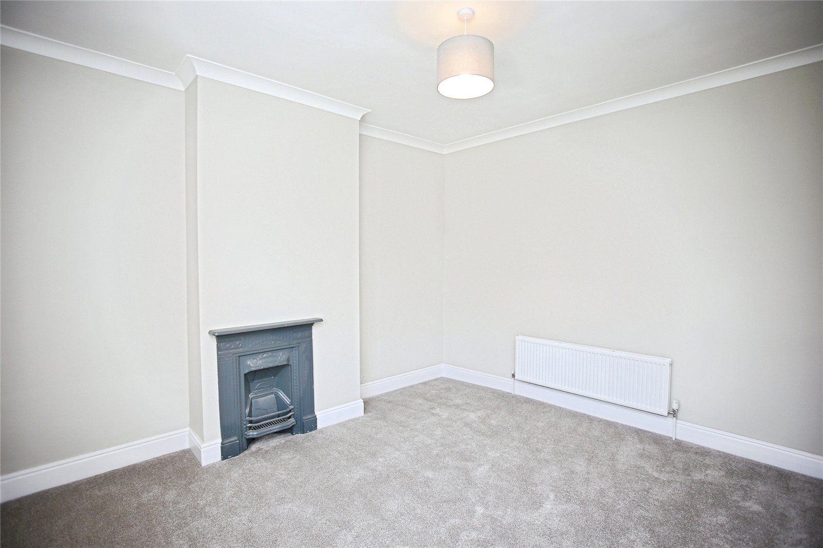 Heaton Road, Heaton Moor, Stockport, SK4