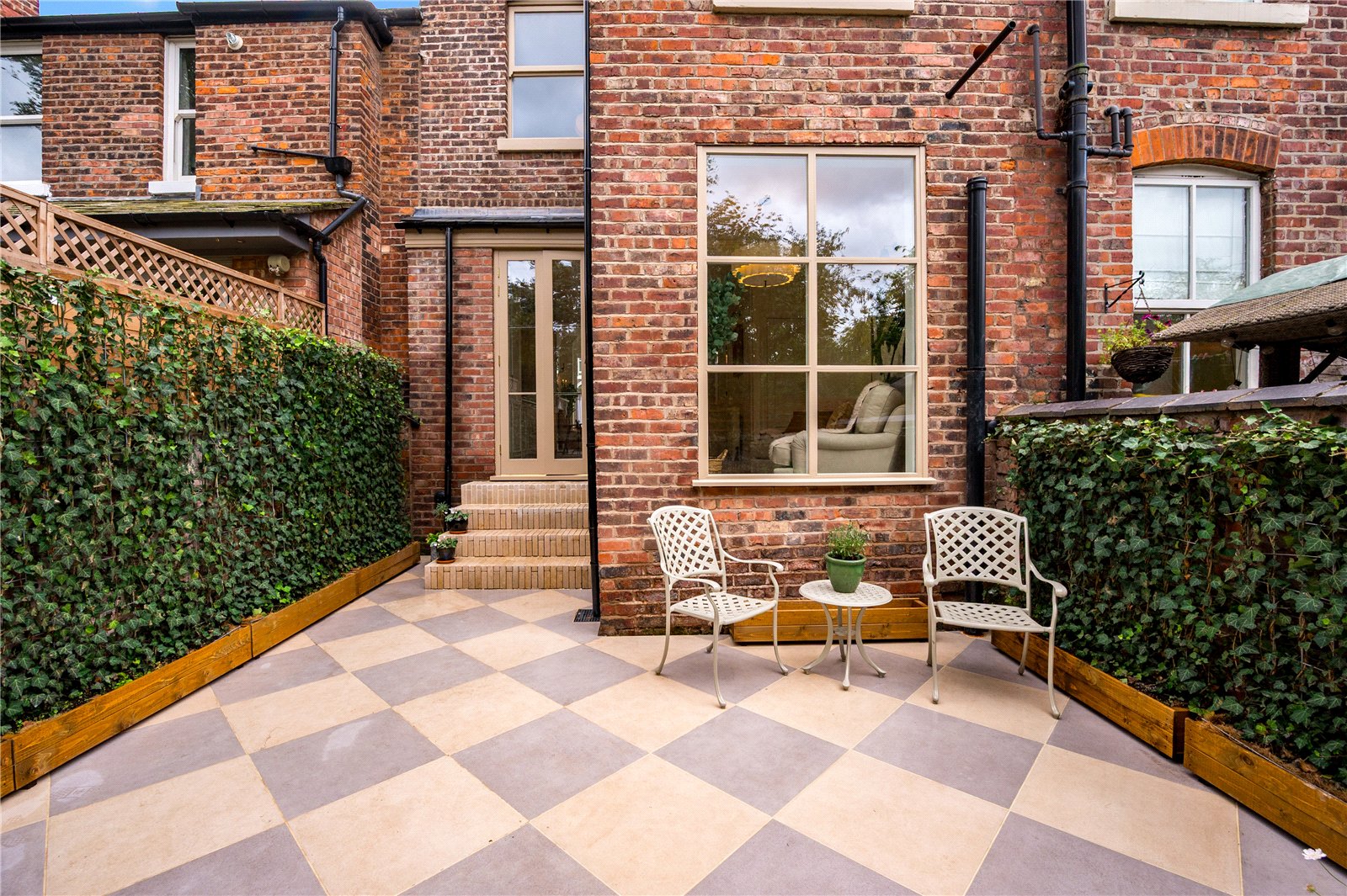 Cedar Grove, Heaton Moor, Stockport, SK4