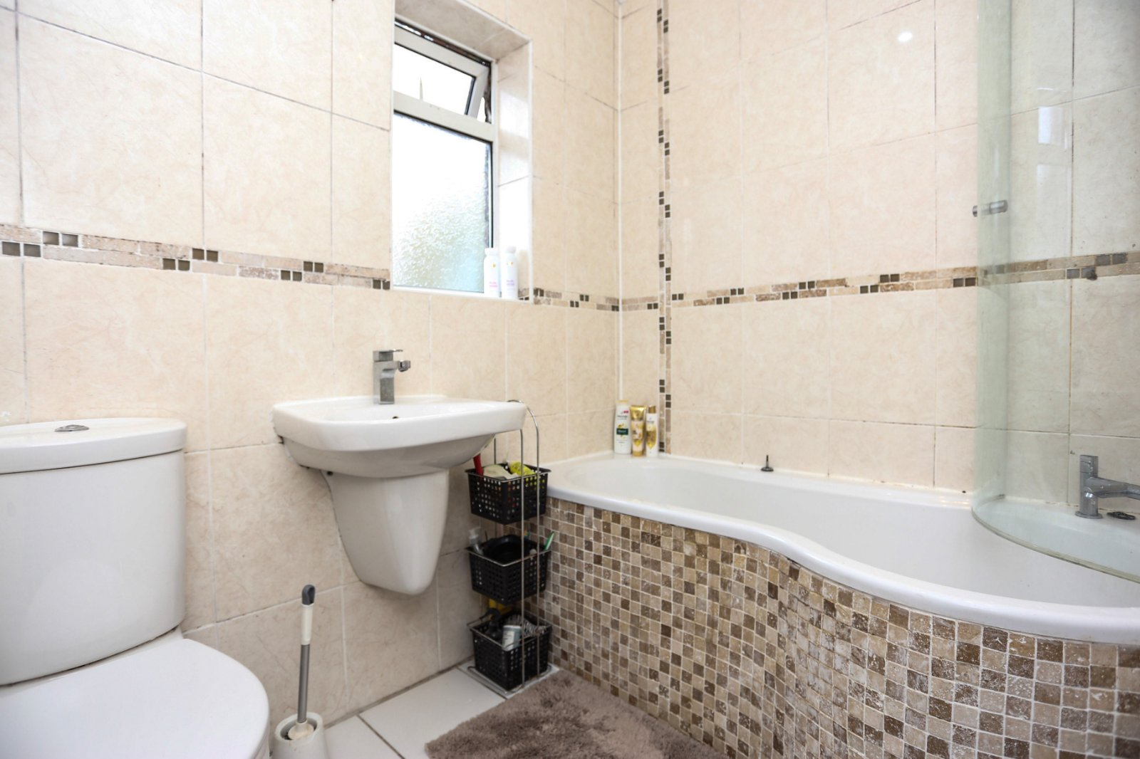 Arnside Avenue, Heaton Chapel, Stockport, SK4