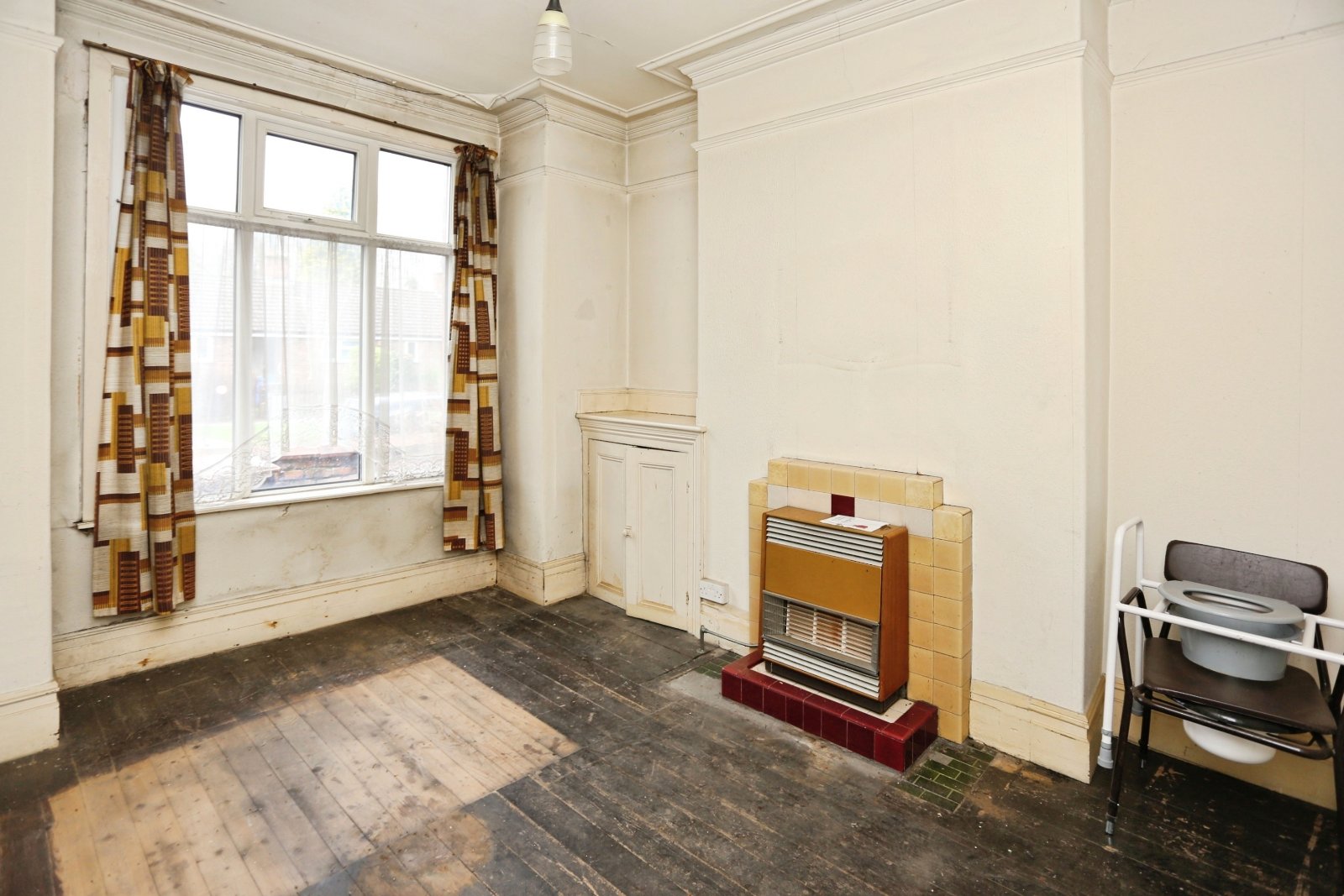 Nelstrop Road, Heaton Chapel, Stockport, SK4