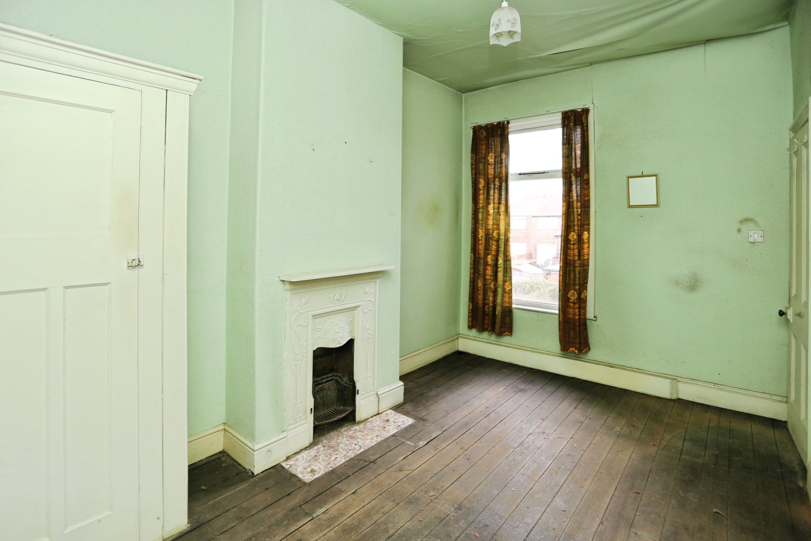 Nelstrop Road, Heaton Chapel, Stockport, SK4