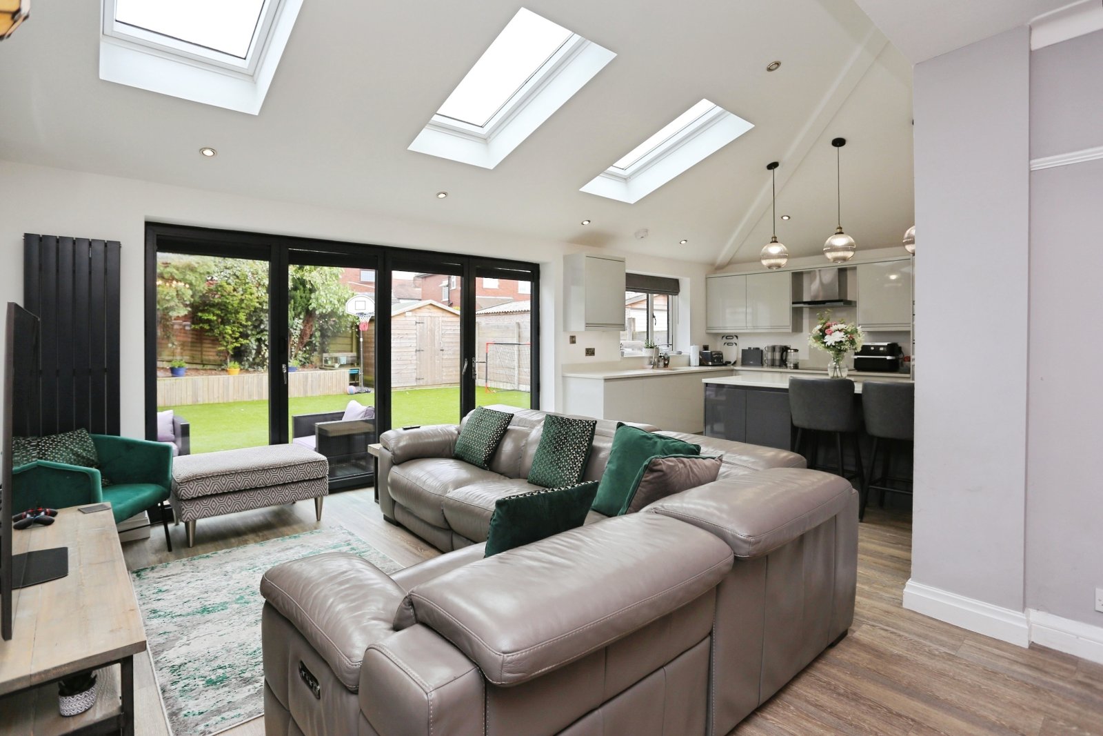 Milwain Drive, Heaton Chapel, Stockport, SK4