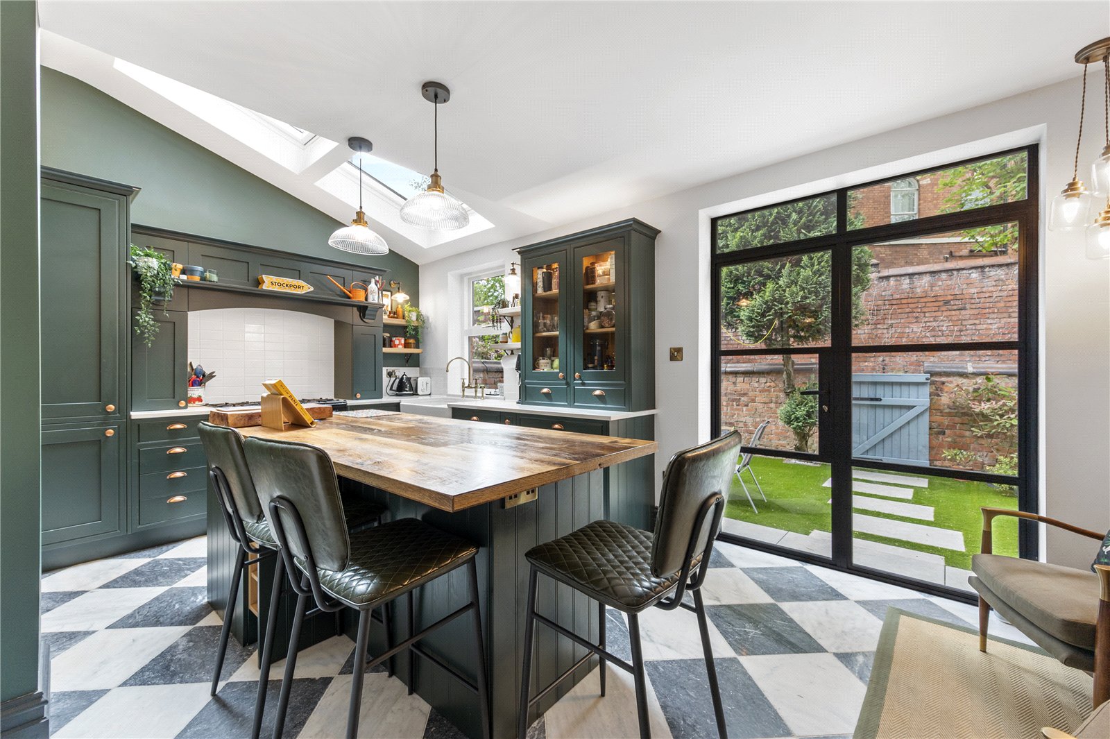 St Albans Avenue, Heaton Moor, Stockport, SK4