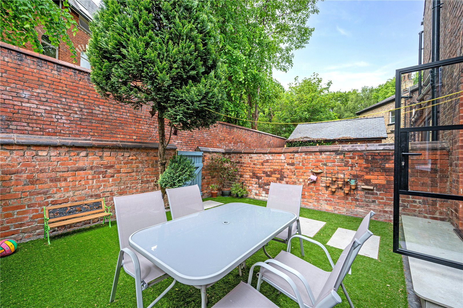 St Albans Avenue, Heaton Moor, Stockport, SK4