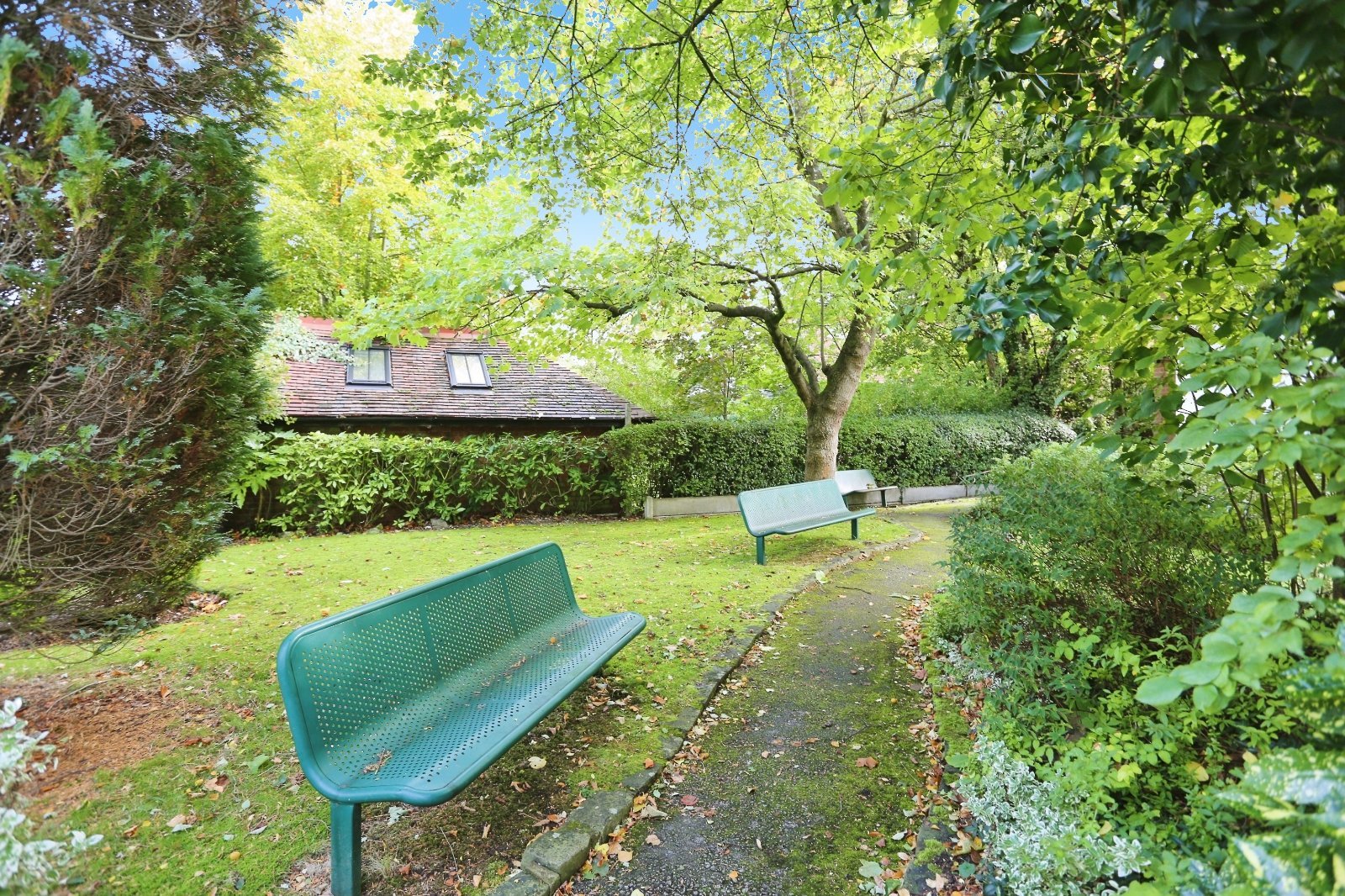 Heaton Moor Road, Heaton Moor, Stockport, SK4