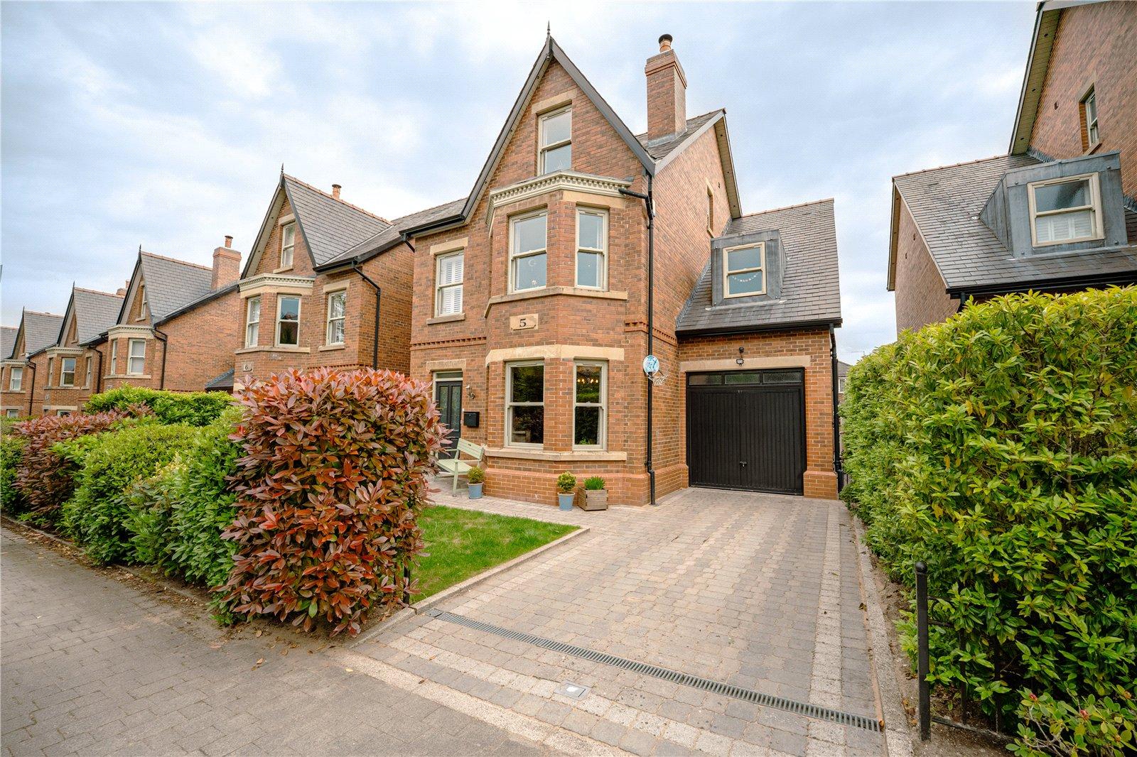 Harvey Close, Heaton Chapel, Stockport, SK4