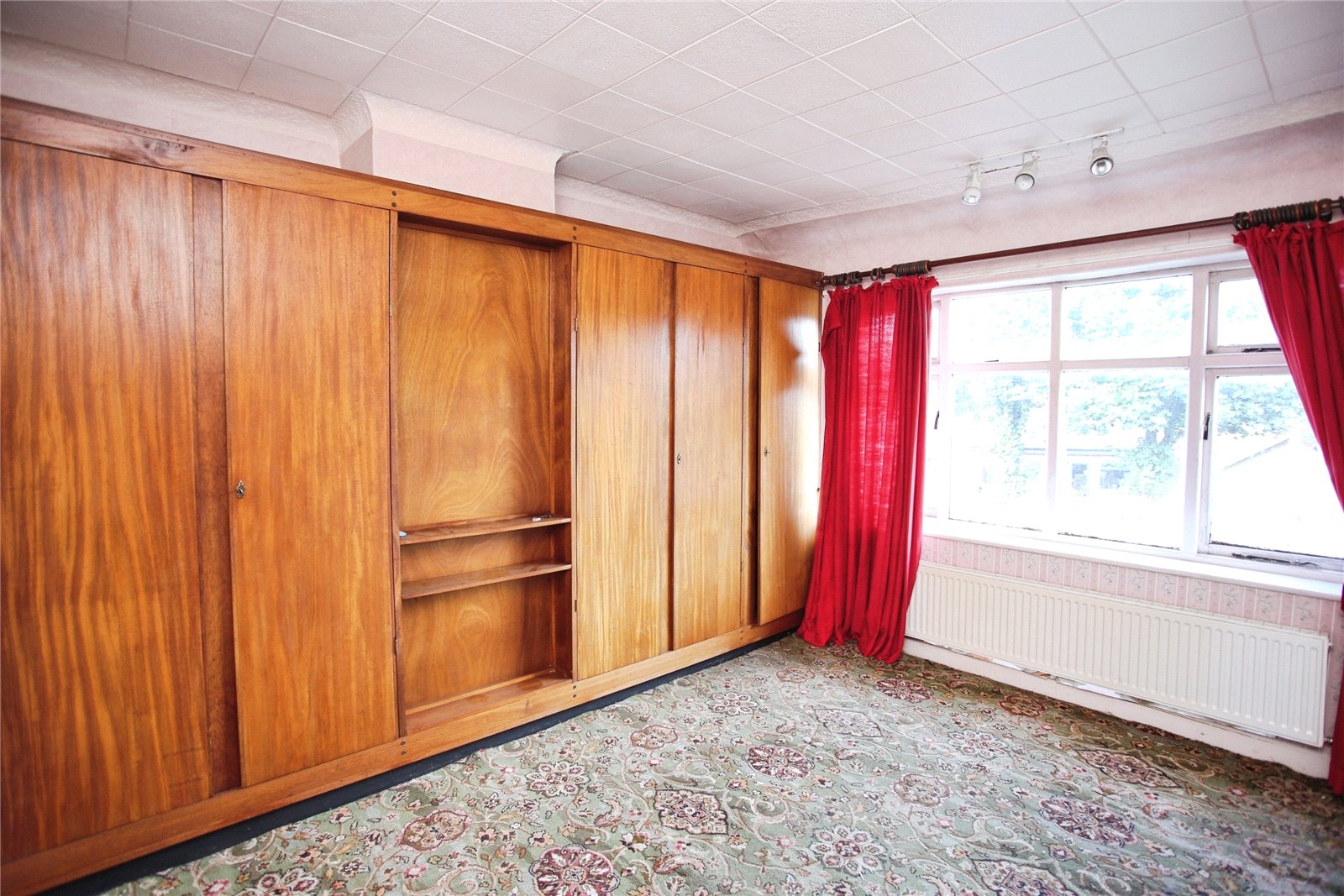 Broadstone Hall Road South, Heaton Chapel, Stockport, SK4