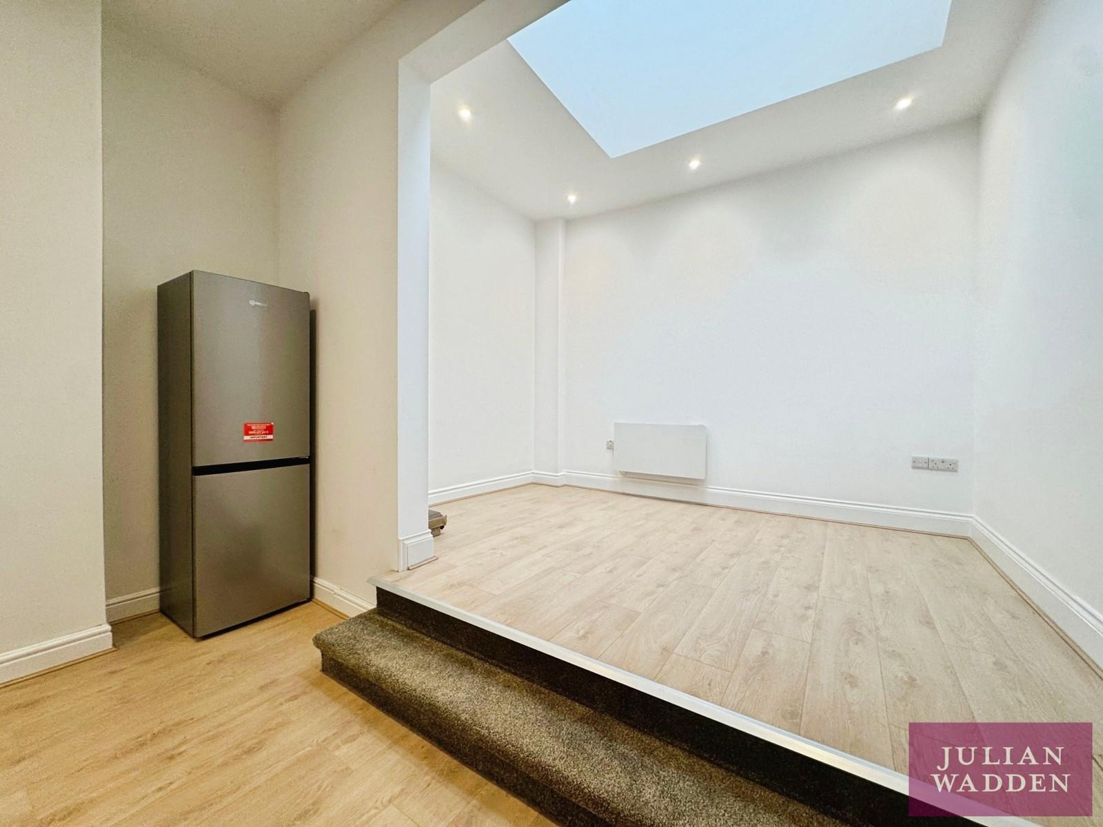 1a Shaw Road, Heaton Moor, Stockport, SK4