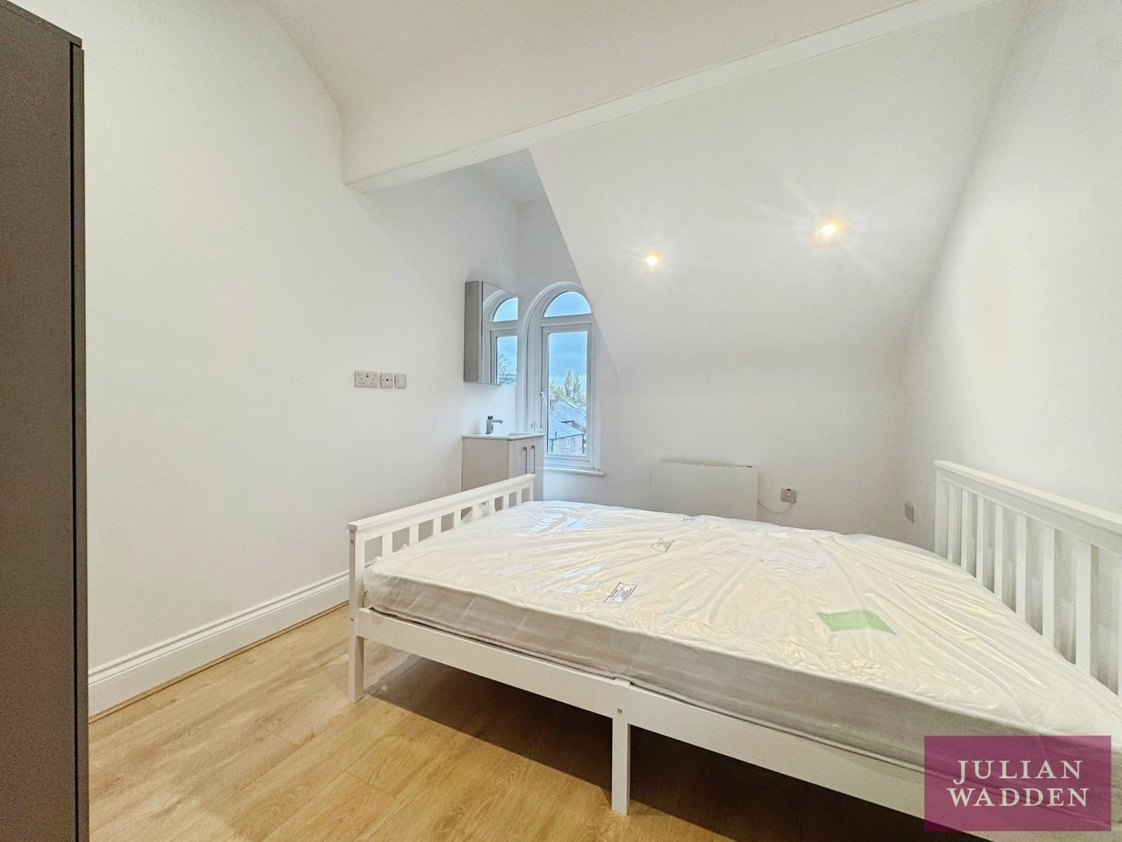 1a Shaw Road, Heaton Moor, Stockport, SK4