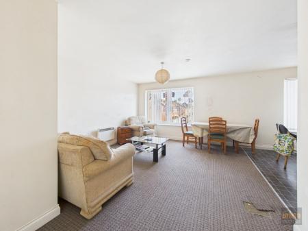 2 bedroom Apartment for sale in Berwick Street, Fairfield, Liverpool, L6