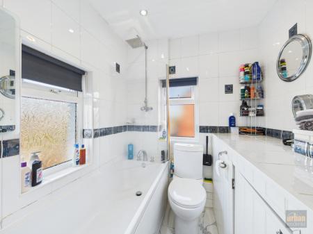 3 bedroom Semi-detached house for sale in Cunscough Lane, Melling, Liverpool, L31