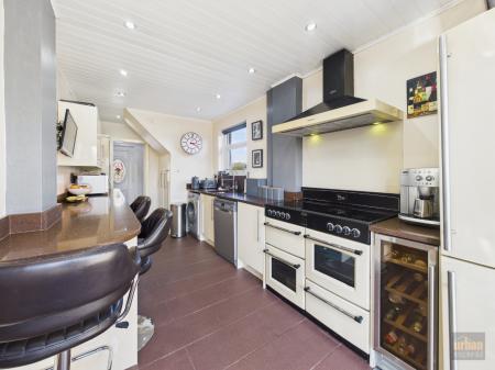 3 bedroom Semi-detached house for sale in Cunscough Lane, Melling, Liverpool, L31