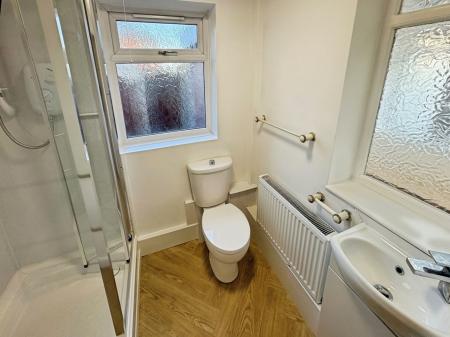 3 bedroom Semi-detached house to let in Oakhill Close, Lydiate