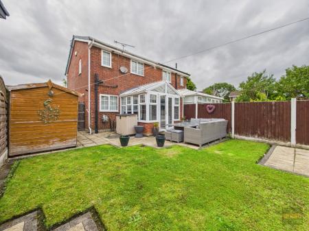 3 bedroom Semi-detached house to let in Aragon Close, Lydiate