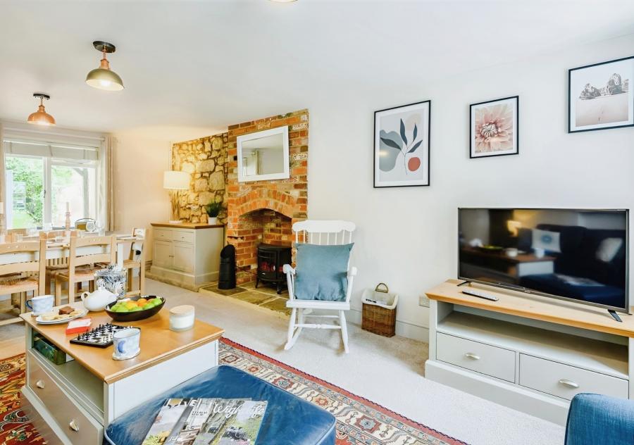 3 bedroom cottage to rent - Blackwater, Newport, PO30