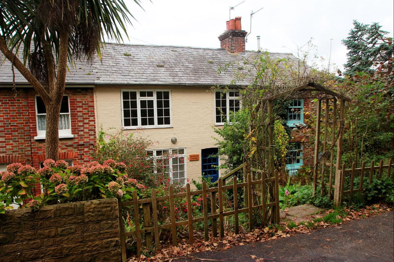4 bedroom cottage to rent - Weston Lane, Totland Bay, PO39