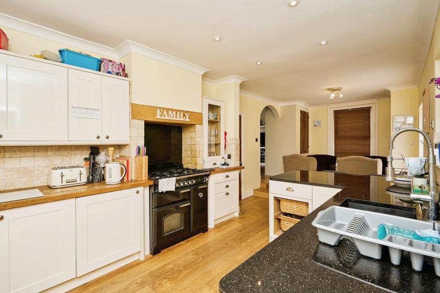 4 bedroom house to rent - Well Street, Ryde, PO33