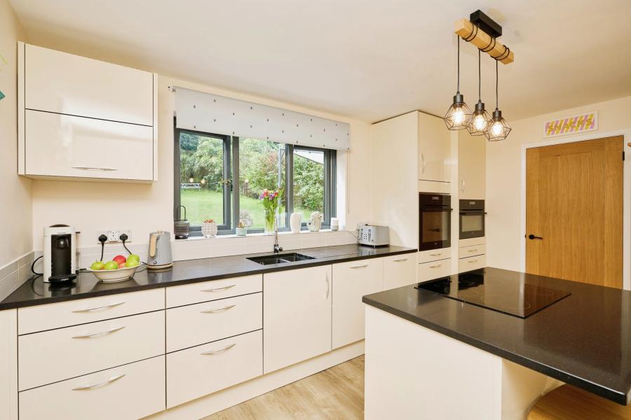 4 bedroom house to rent - Horestone Drive, Seaview, PO34