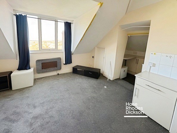 1 bedroom apartment to rent - Victoria Road, Sandown, PO36