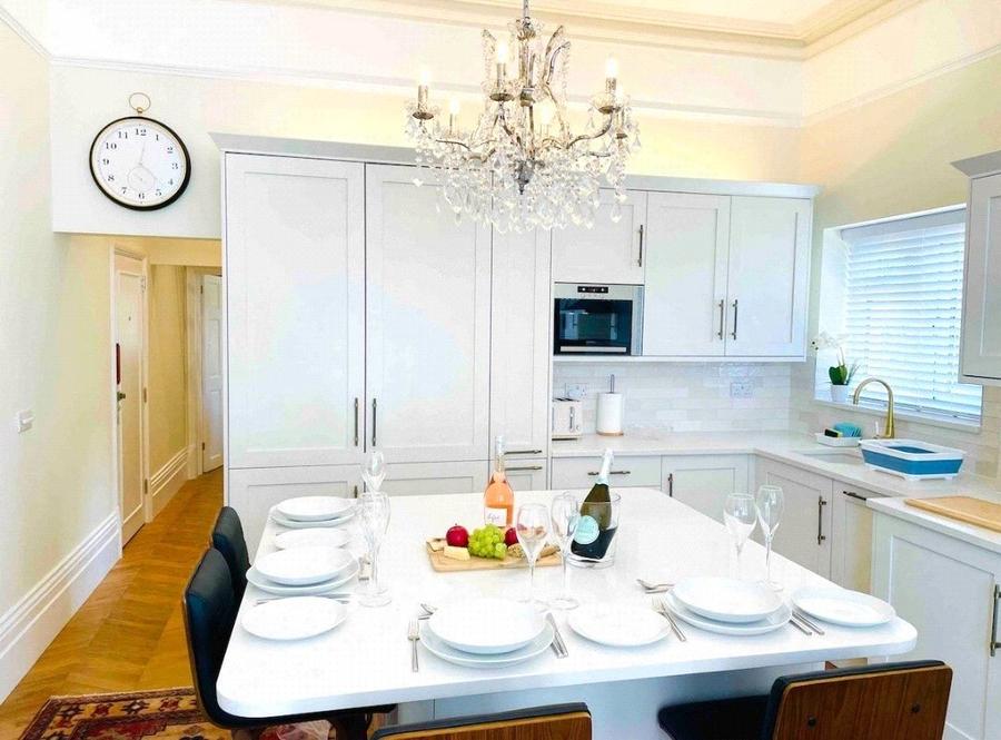 2 bedroom apartment to rent - Belmont House, Southgrove Road, Ventnor, PO38