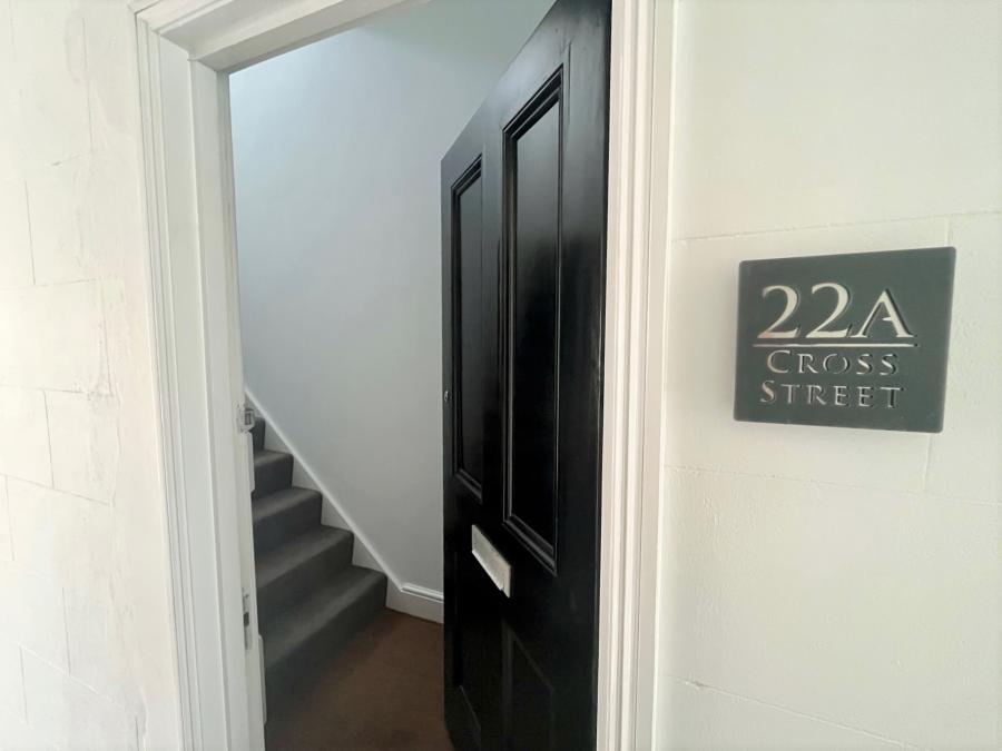 3 bedroom apartment to rent - Cross Street, Ryde, PO33