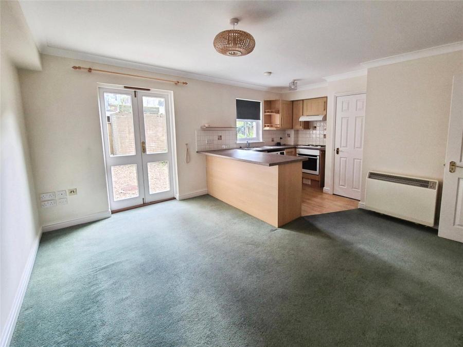 2 bedroom apartment to rent - Market Street, Ventnor, PO38