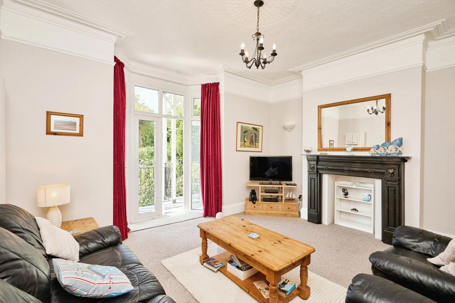 2 bedroom apartment to rent - St. Malo, Palmerston Road, Shanklin, PO37
