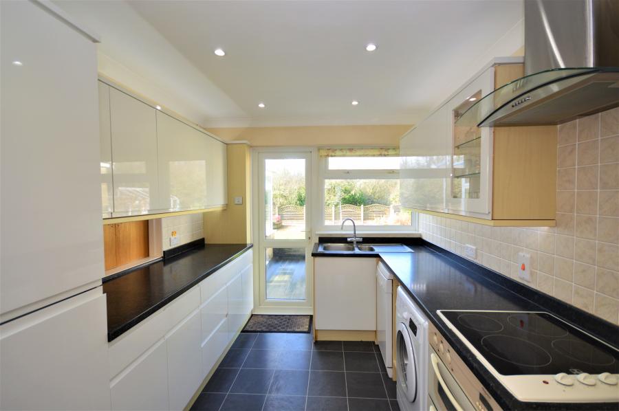 3 bedroom bungalow to rent - Bannock Road, Whitwell, Ventnor, PO38