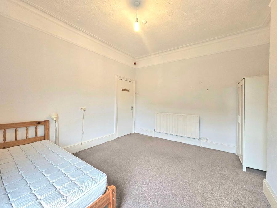 1 bedroom property to rent - High Street, Beckenham, BR3 - Property View 3