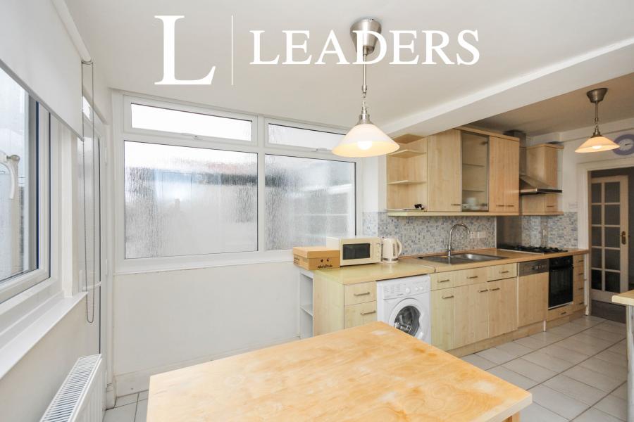 3 bedroom apartment to rent - Croydon Road, Beckenham, BR3 - Property View 2
