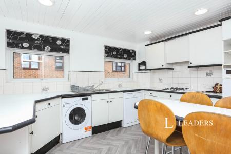 2 bedroom apartment to rent - Northview, 56 Albemarle Road, Beckenham, BR3 - Property View 3