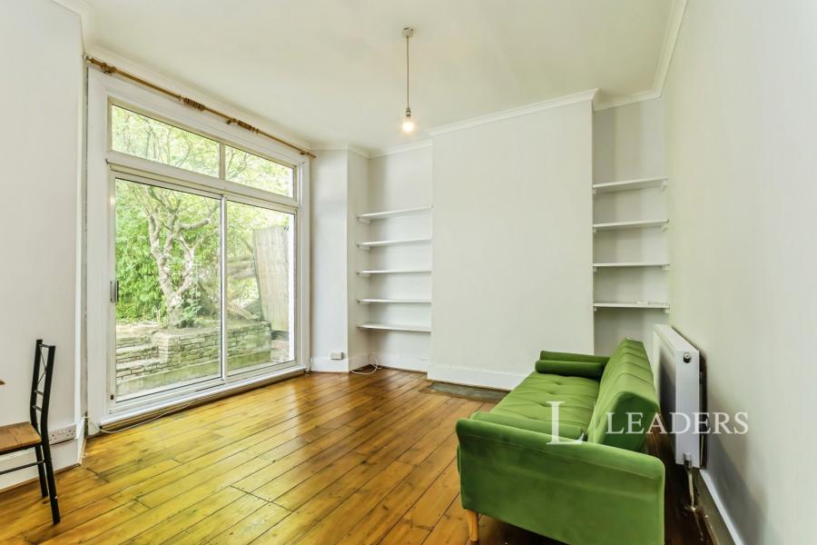 2 bedroom apartment to rent - Manor Road, Beckenham, BR3 - Property View 2