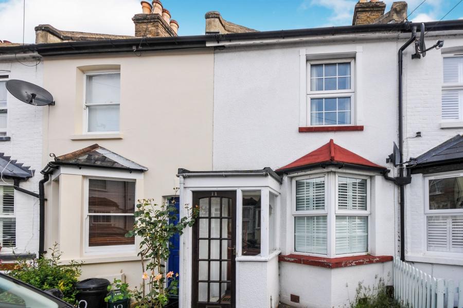2 bedroom house to rent - Yew Tree Road, Beckenham, BR3 - Property View 1