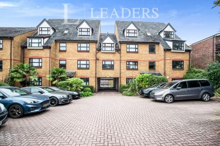 2 bedroom apartment to rent - Albemarle Park, Albemarle Road, Beckenham, BR3