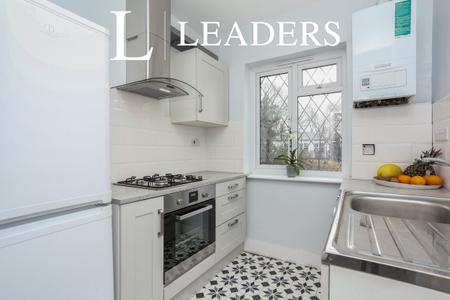 2 bedroom apartment to rent - Upper Elmers End Road, Beckenham, BR3 - Property View 2