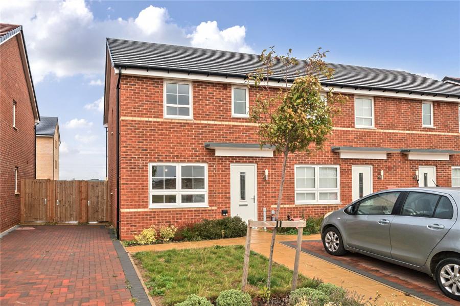3 bedroom terraced to rent - Rowan Road, Houghton Conquest, Bedford, MK45 - Property View 1