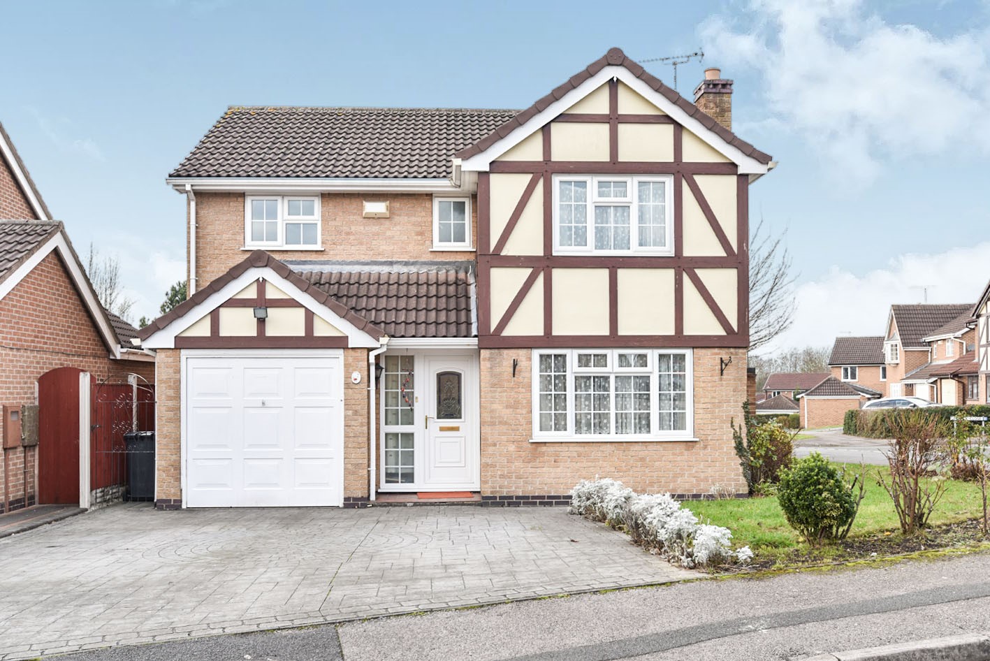 4 bedroom house to rent - St. Mellion Close, Mickleover, Derby, DE3 - Property View 1