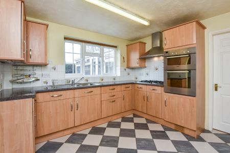 4 bedroom house to rent - St. Mellion Close, Mickleover, Derby, DE3 - Property View 2
