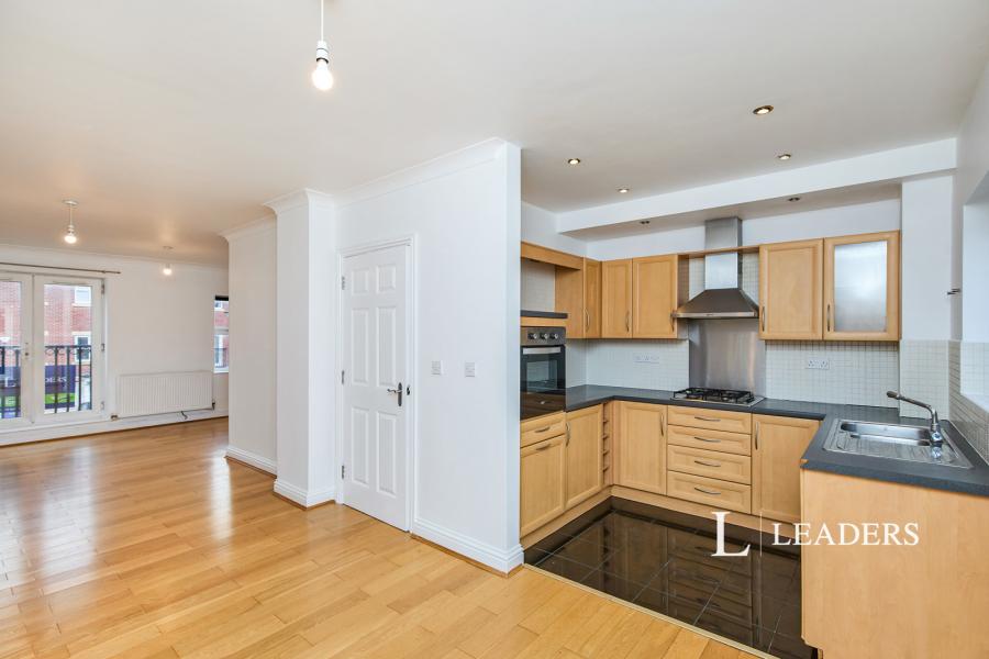 3 bedroom townhouse to rent - Crystal Close, Mickleover, Derby, Derbyshire, DE3 - Property View 2