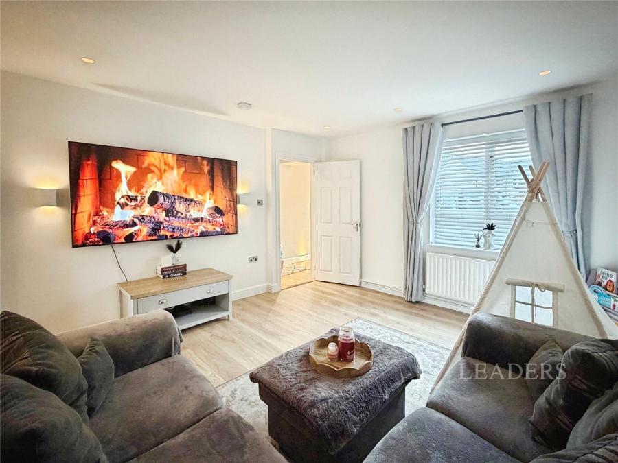 3 bedroom house for sale - Long Croft, Takeley, Bishop's Stortford, Essex, CM22 - Property View 2
