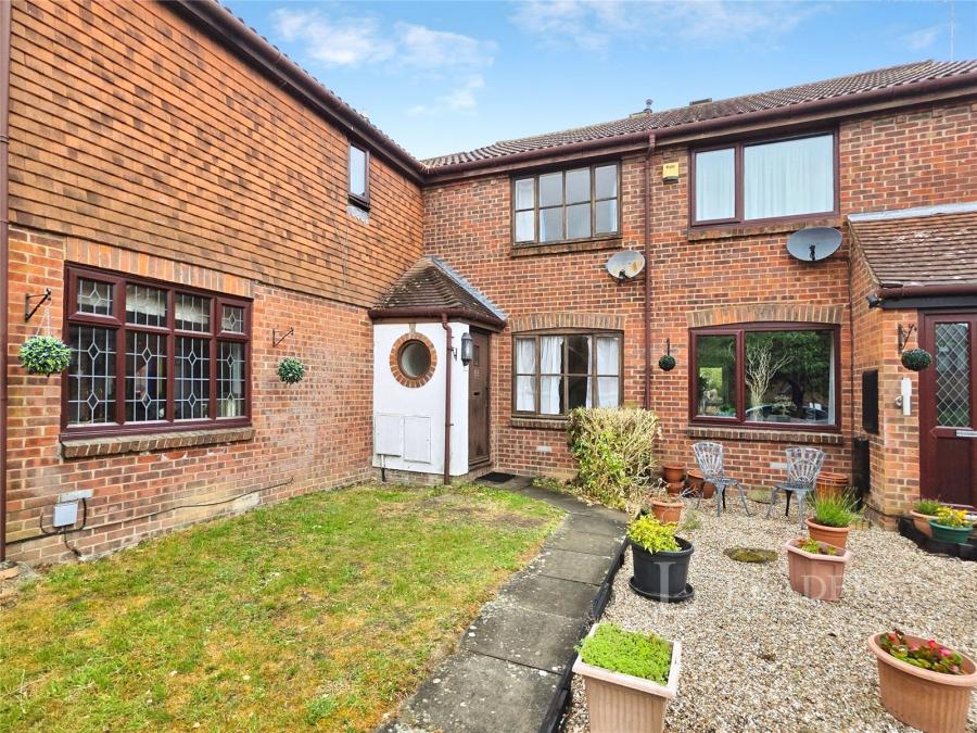 2 bedroom house for sale - Larchwood, Bishop's Stortford, Hertfordshire, CM23 - Property View 1