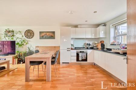 2 bedroom apartment to rent - St Augustines Court, Stort Road, Bishop`s Stortford, CM23