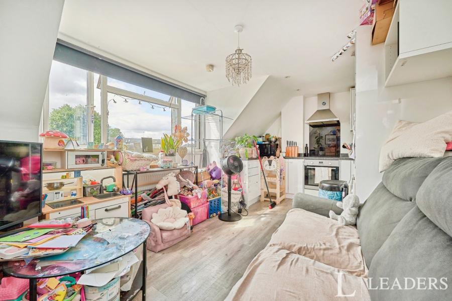 1 bedroom apartment to rent - Snowley Parade, Manston Drive, Bishop`s Stortford, CM23 - Property View 1
