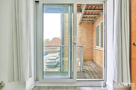 2 bedroom apartment to rent - Stortford Hall Park, Bishop's Stortford, Hertfordshire, CM23 - Property View 3