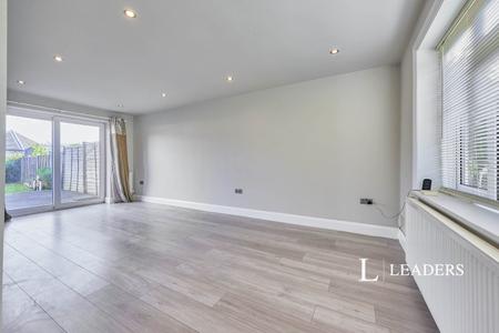 3 bedroom house to rent - Coronation Road, Bishops Stortford, CM23 - Property View 2