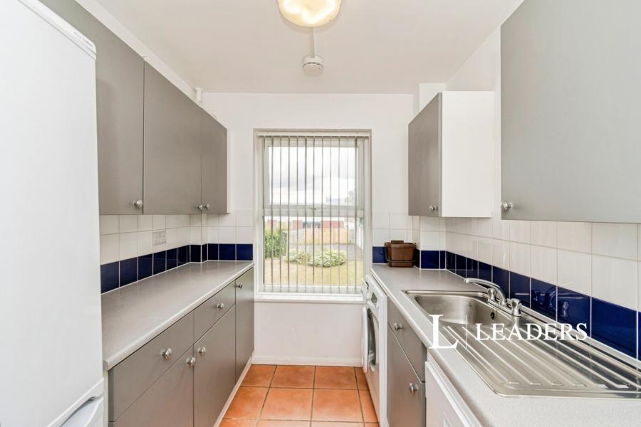 2 bedroom apartment to rent - Spring Road, Southampton, Hampshire, SO19 - Property View 2
