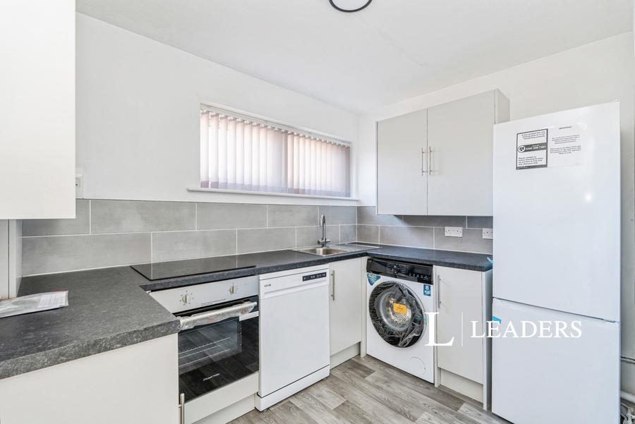 2 bedroom apartment to rent - Spring Road, Southampton, Hampshire, SO19 - Property View 2