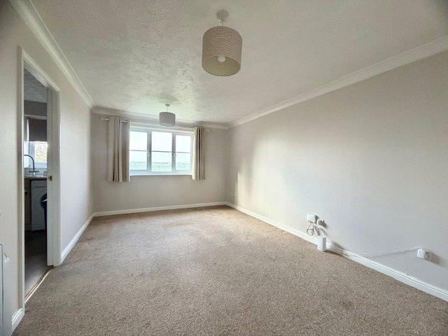 1 bedroom apartment to rent - Hulton Close, Southampton, Hampshire, SO19 - Property View 2