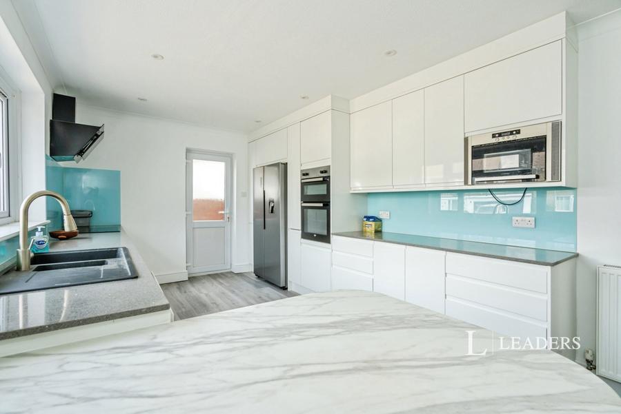 4 bedroom bungalow to rent - Shorecroft, Bognor Regis, PO21 - Property View 3